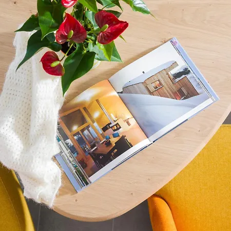 Hotel apartamentowy Red Fox *