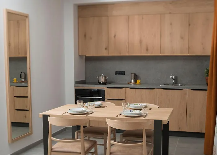 Hotel apartamentowy Red Fox *